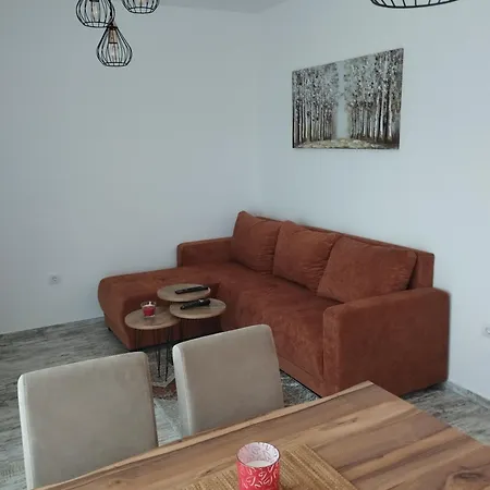 Vila Leona D0 Divcibare Exterior photo